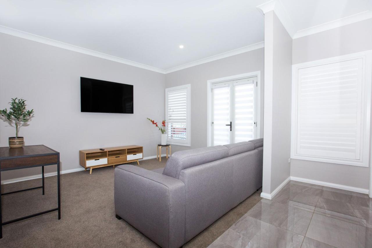 Best Central Wagga Townhouse Βίλα Wagga Wagga Εξωτερικό φωτογραφία