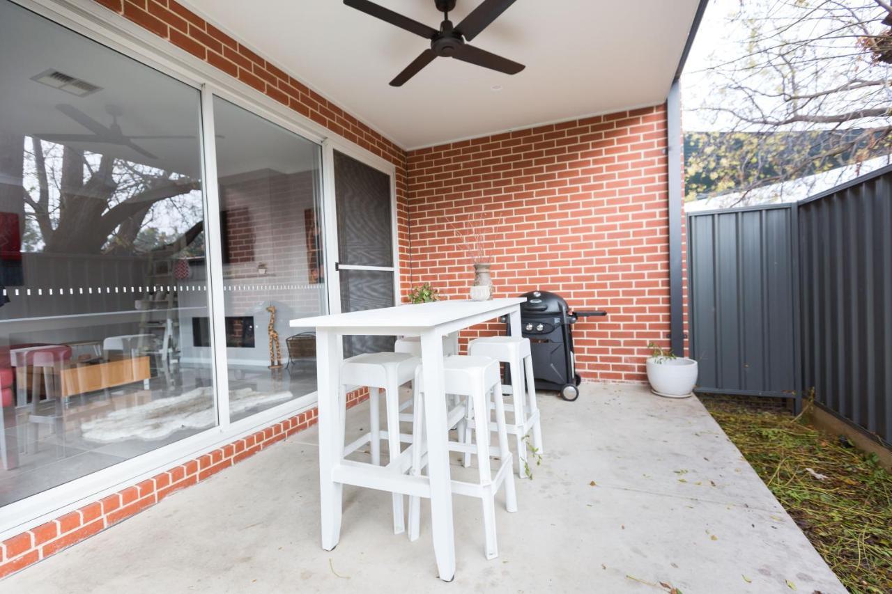 Best Central Wagga Townhouse Βίλα Wagga Wagga Εξωτερικό φωτογραφία