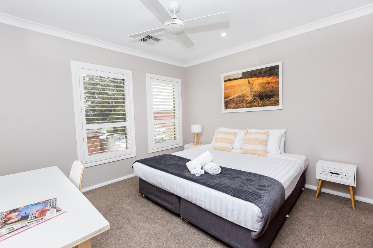 Best Central Wagga Townhouse Βίλα Wagga Wagga Εξωτερικό φωτογραφία